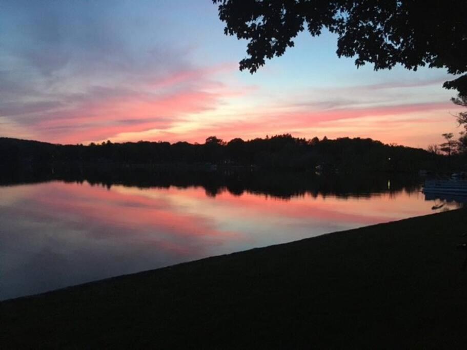 Serenity Sunset Brocton 외부 사진